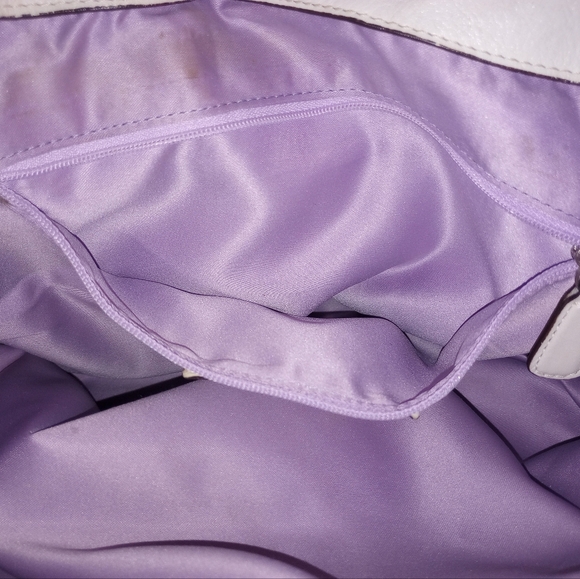 Coach Scarf Print;Satin Fabric,Good cond,just needs cleaning. - Picture 6 of 13